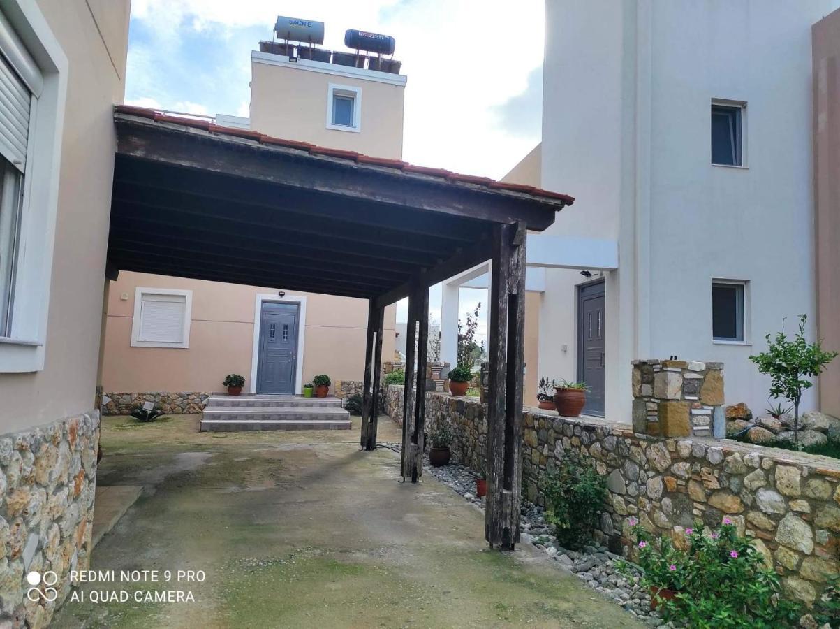 Diamond Deluxe Apartments Mastichari マスティハリ エクステリア 写真